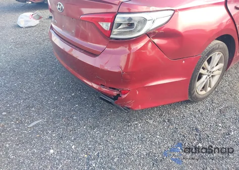 2015 Hyundai Sonata Se z USA, uszkodzony, nr VIN 5NPE24AF1FH229390